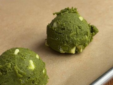 Matcha White Chocolate Cookies - im a foodie