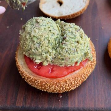 Tunacado bagel feature image