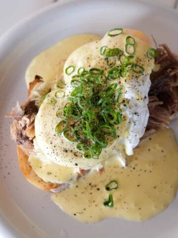 Pulled Pork Eggs Benedict with easy Blender Hollandaise